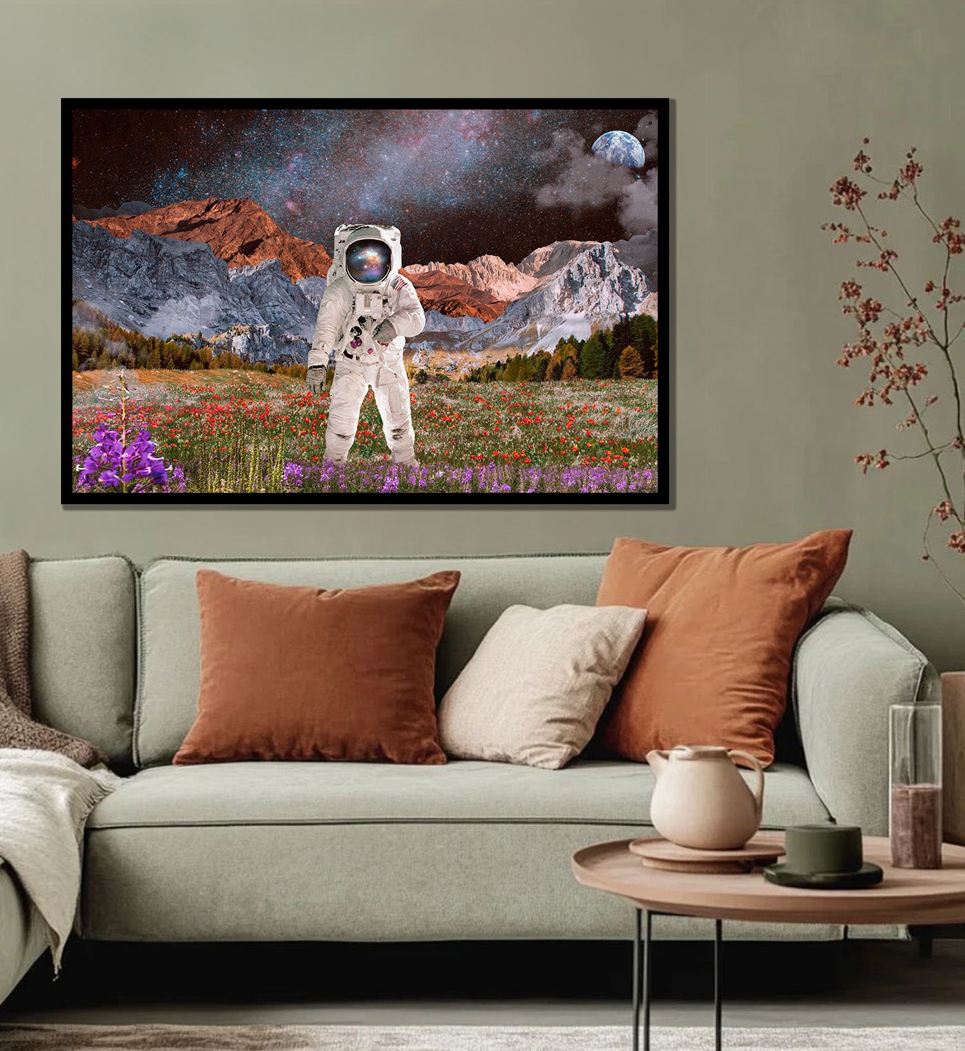 Astronaut&